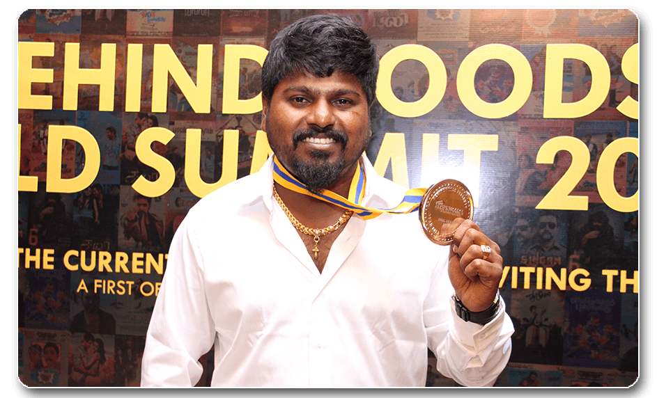 Anal Arasu AT BEHINDWOODS GOLD SUMMIT 2013 FILM AWARDS